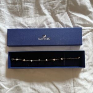 Swarovski Silver Crystal Bracelet Elegant Chain Design